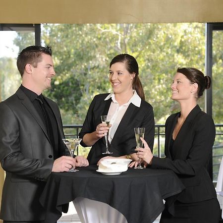 Assured Ascot Quays Apartment Hotel Perth Bagian luar foto