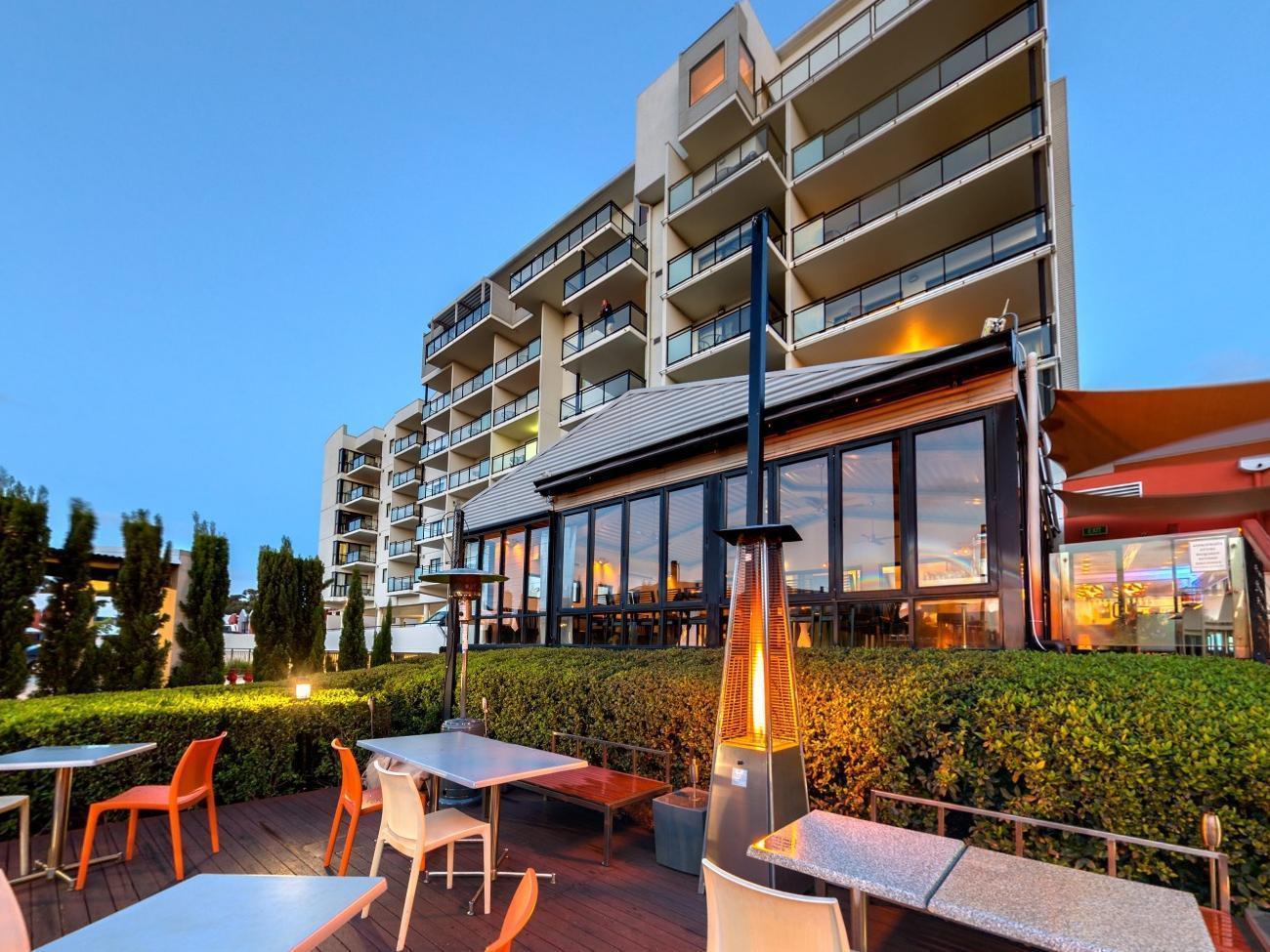 Assured Ascot Quays Apartment Hotel Perth Bagian luar foto