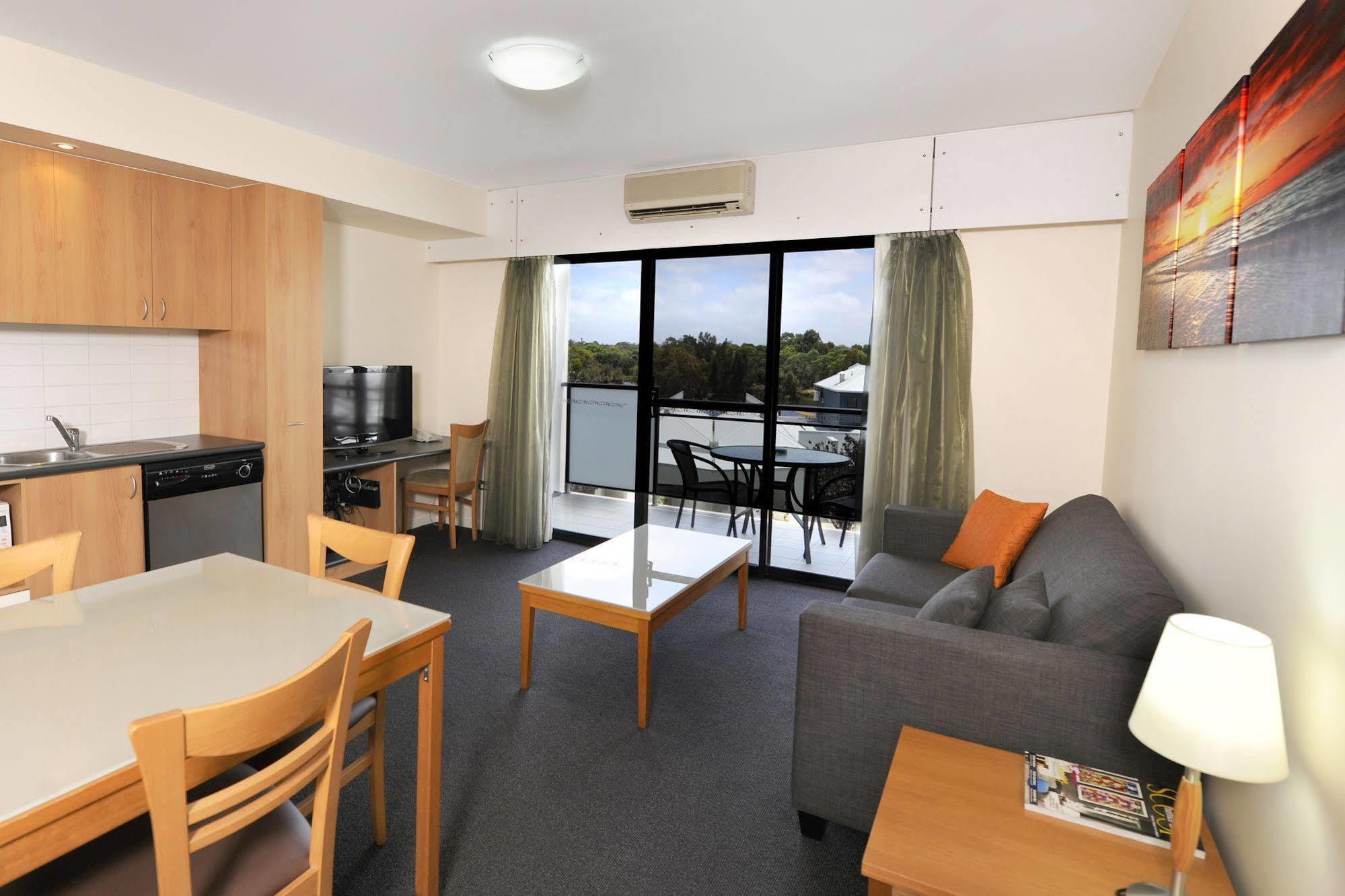 Assured Ascot Quays Apartment Hotel Perth Bagian luar foto